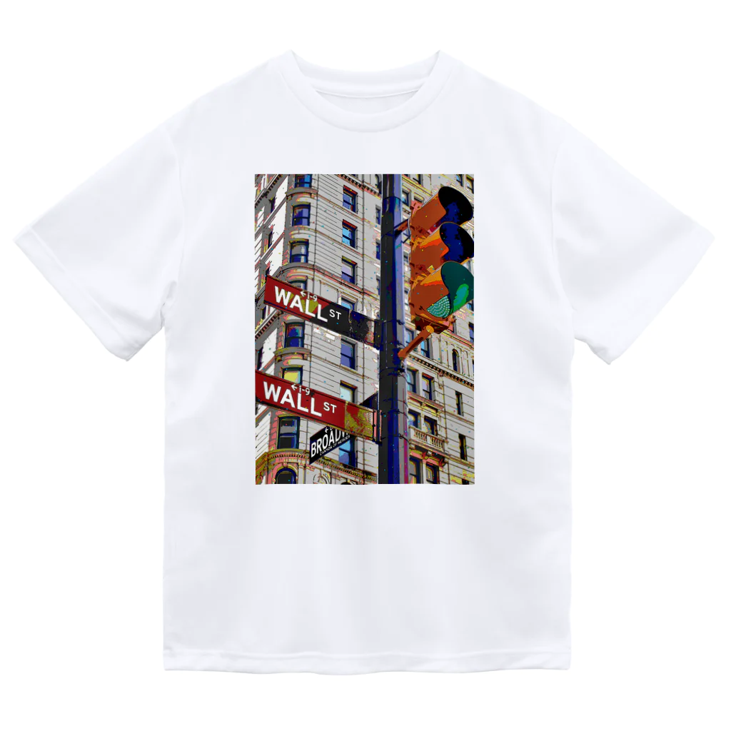 GALLERY misutawoのニューヨーク ウォール街の信号機 ドライTシャツ
