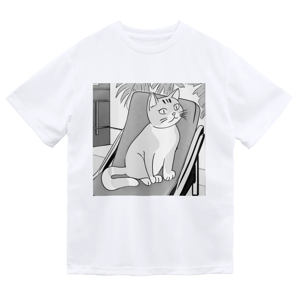 SaltyCookie Design Worksのダイニングチェアの上でくつろいでいるネコ(1)[クラシック] Dry T-Shirt