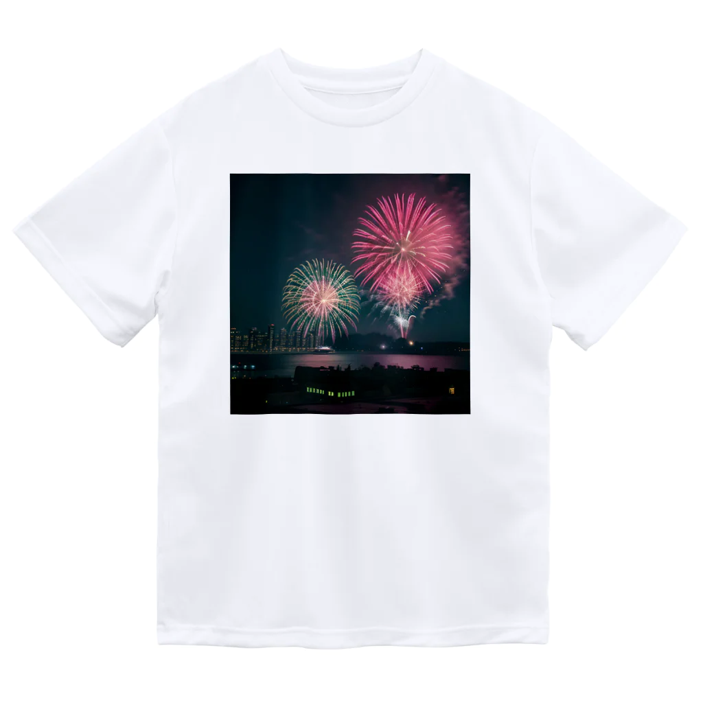 あかいはちの花火 Dry T-Shirt