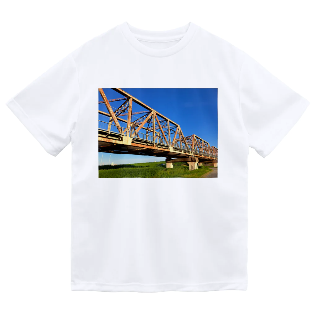 空想ロゴの淀川の風景 赤側鉄橋 ドライTシャツ