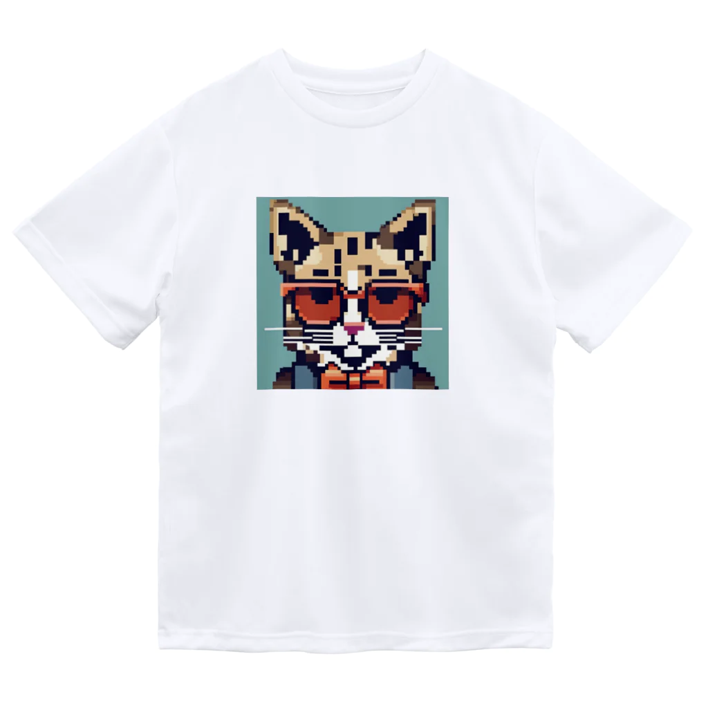 Walnut WhisperのSharp Cat ドライTシャツ
