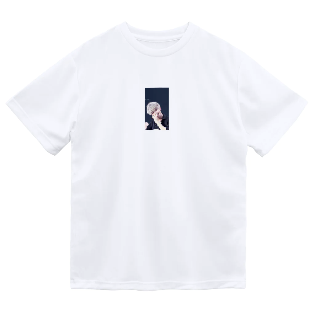 baekhyun-32のbaekhyunグッズ ドライTシャツ