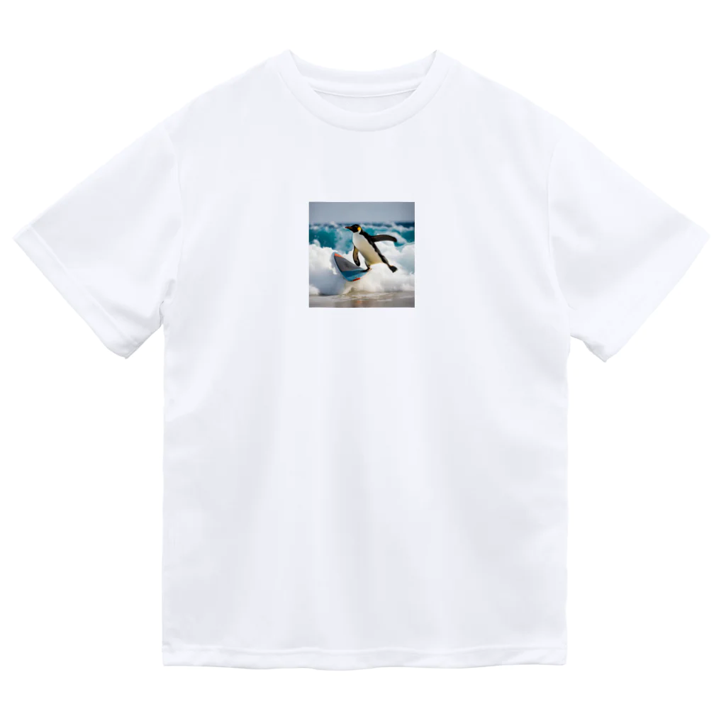 hakumenhonのサーフィンするペンギン ドライTシャツ