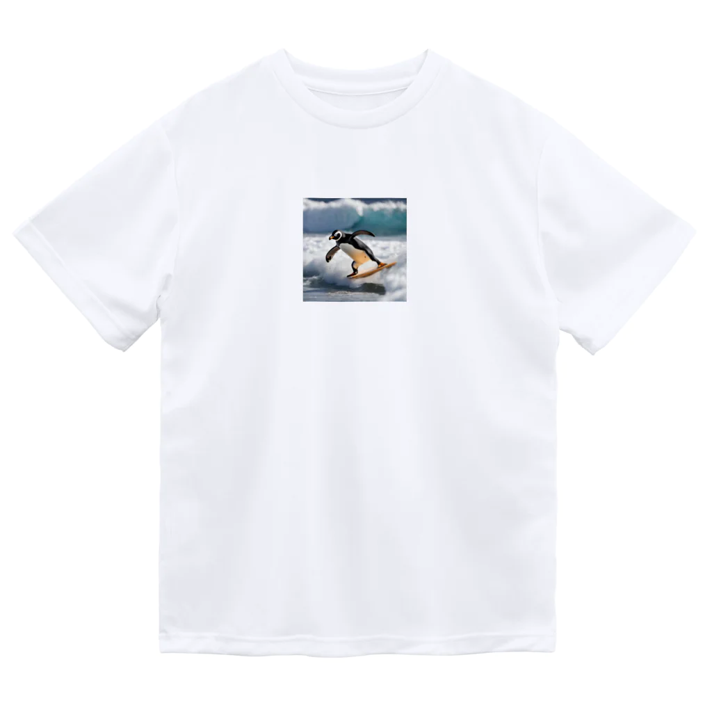 hakumenhonのサーフィンするペンギン第2弾 Dry T-Shirt