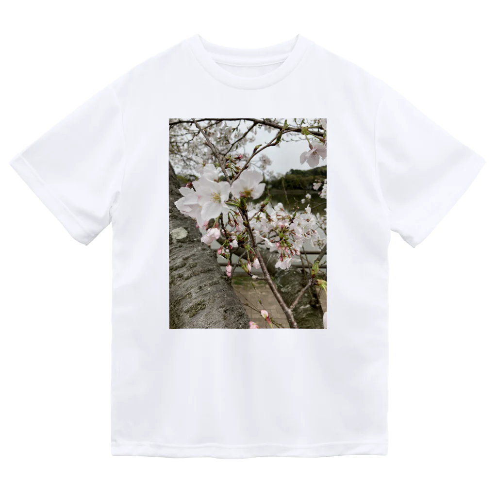 tksの春の顔サクラ Dry T-Shirt