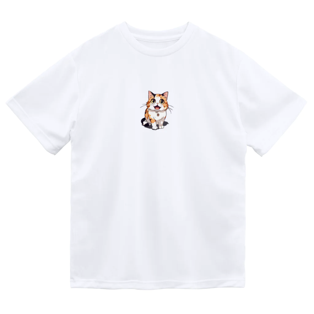 マダイ大佐の補給廠の三毛猫チーちゃんグッズ ドライTシャツ