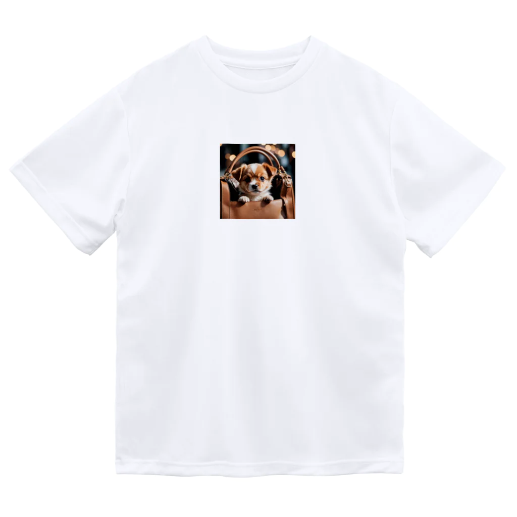 hanako_nono21のバッグに入った犬 ドライTシャツ