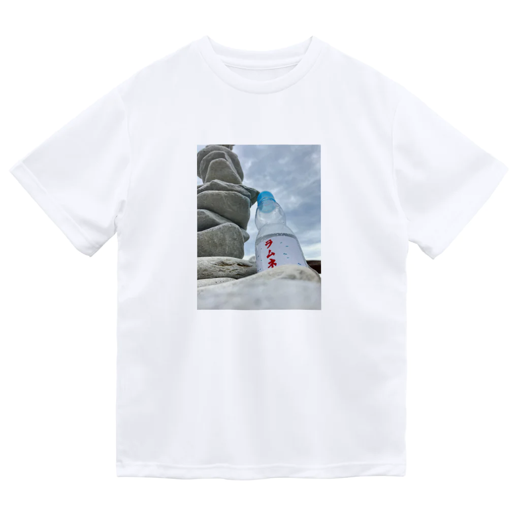 Nekoneko_fox56の浄土ヶ浜のラムネ Dry T-Shirt