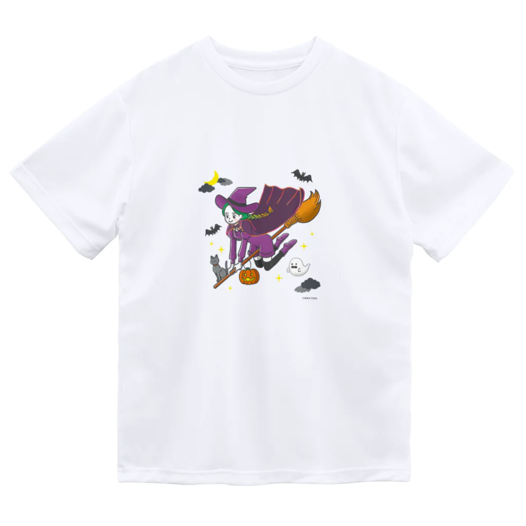 MIKA YADA illust shopの10月ハロウィンの夜、魔女が行く Dry T-Shirt