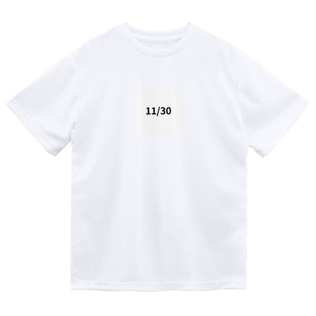 AY-28の日付11/30 バージョン Dry T-Shirt