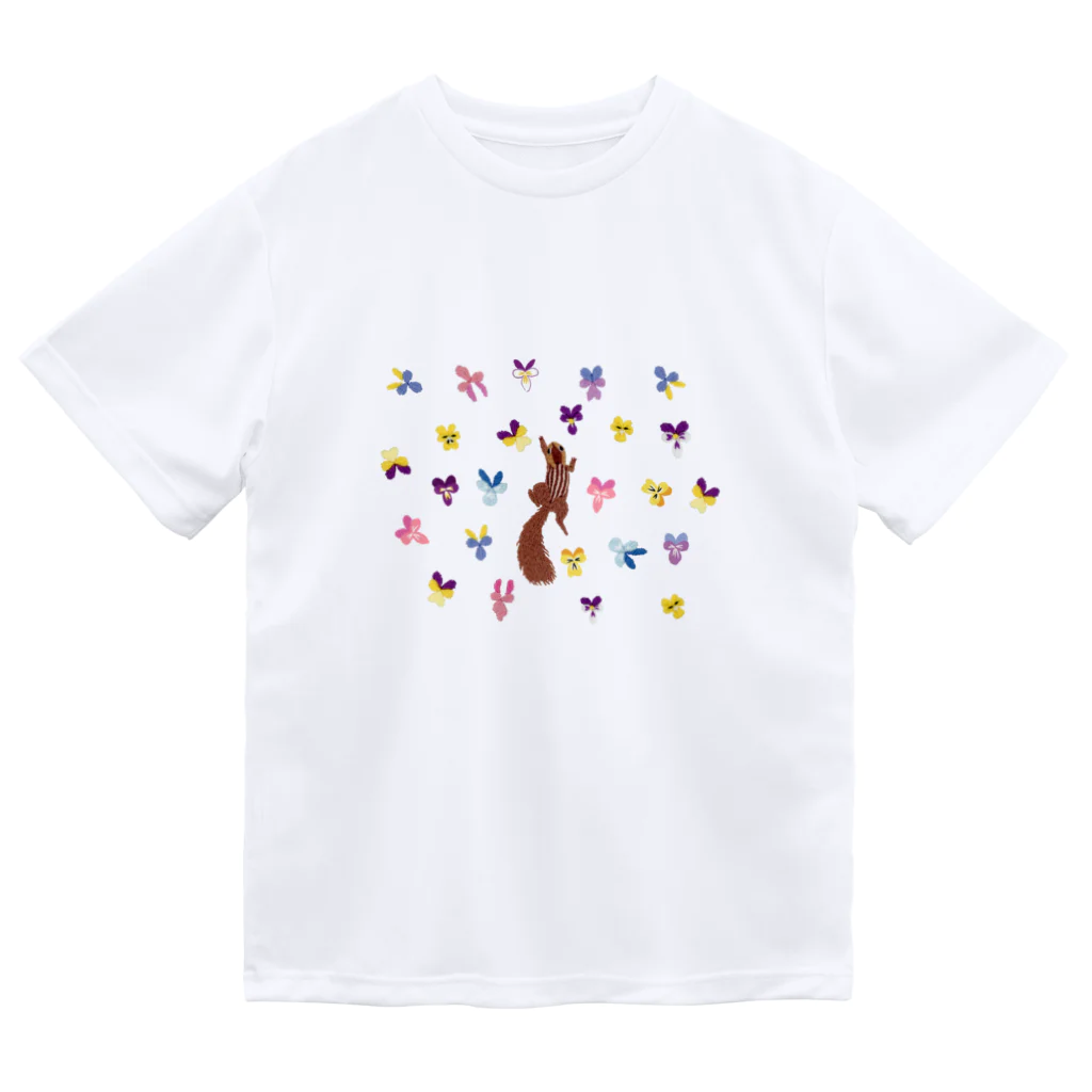 tomocco shopのリスと花 Dry T-Shirt