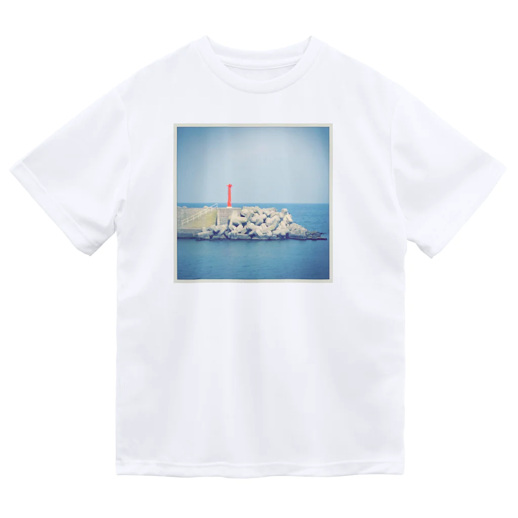 Aloe Potのアカイ トウダイ Dry T-Shirt