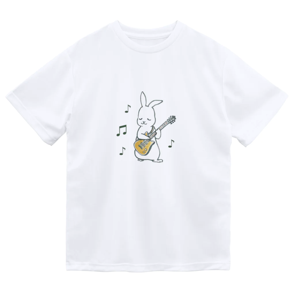 うさぎのペイント屋のギターを練習するウサギ ドライTシャツ