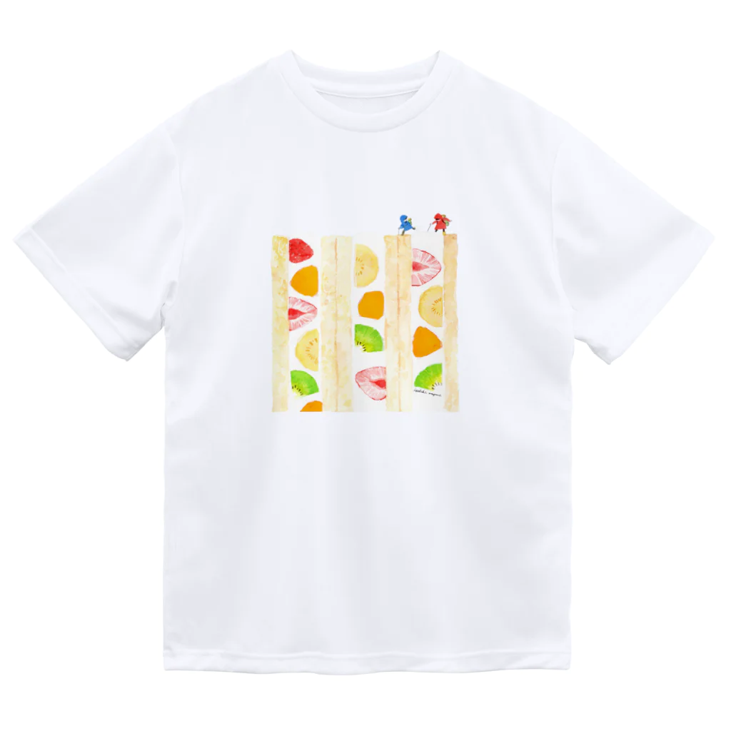 isshiki mayumiのフルーツサンド登山Tシャツ ドライTシャツ