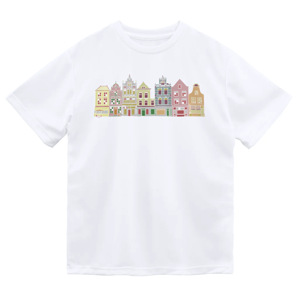 ひかさん一家の小屋のオランダ街B ドライTシャツ