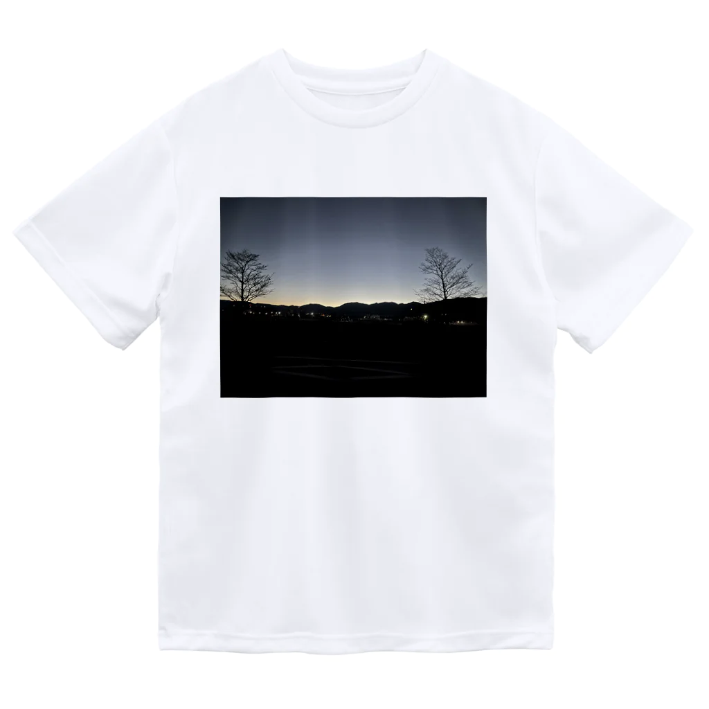 2929gawDesignShop358のEarly winter sunrise Dry T-Shirt