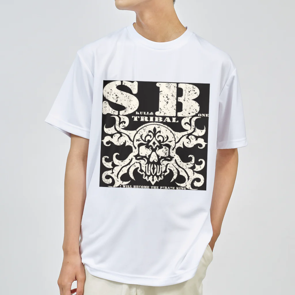 Ａ’ｚｗｏｒｋＳのSKULL&BONE TRIBAL GRUNGE WHT ON BLK ドライTシャツ