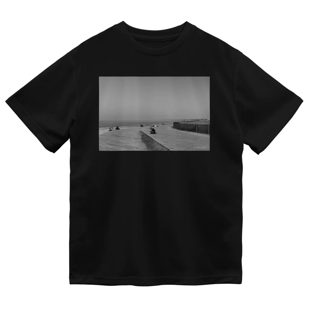 monochromeのそれぞれの時間 Dry T-Shirt