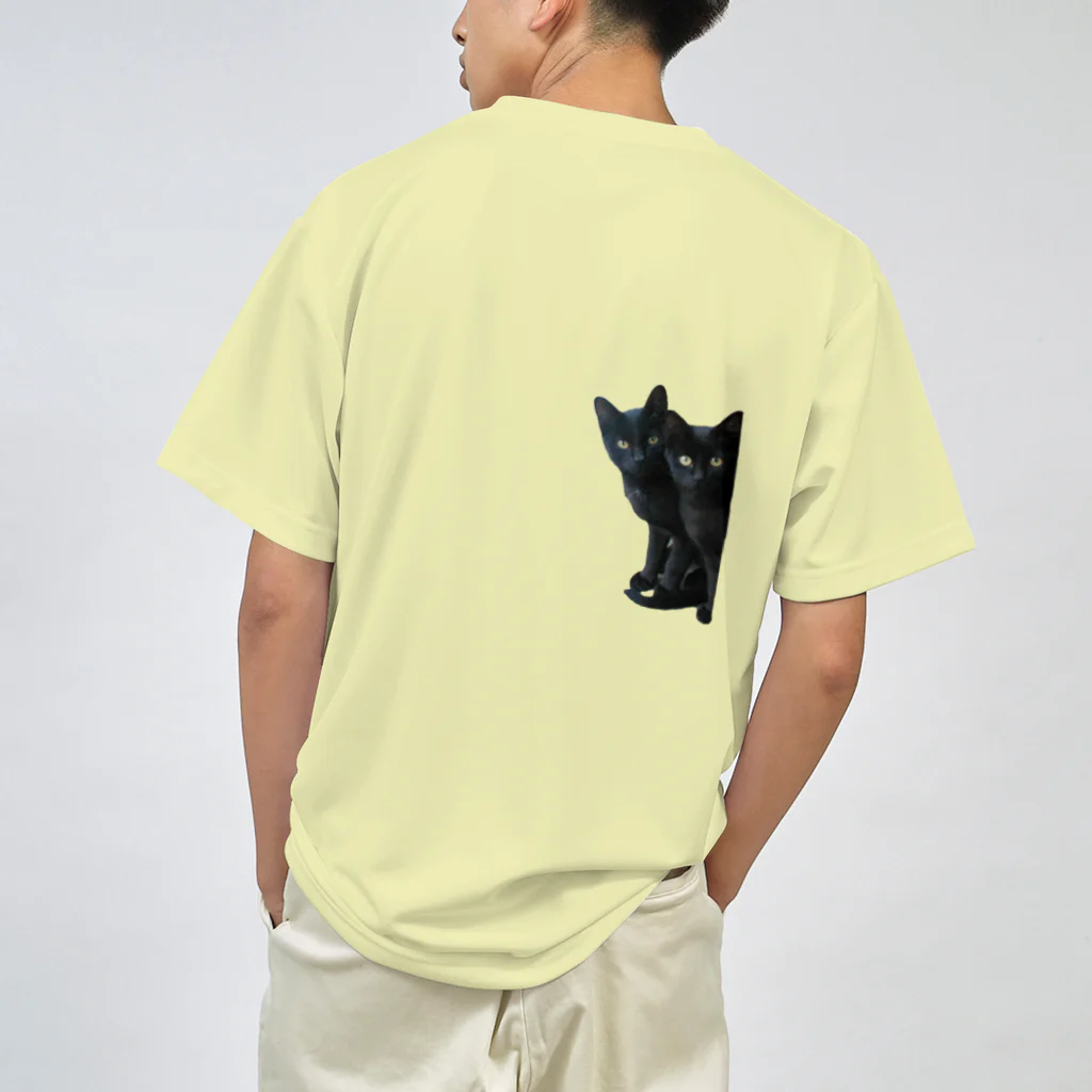 ちばっちょ【ち畳工房&猫ねこパラダイス】の黒猫は見た・バックプリント ドライTシャツ