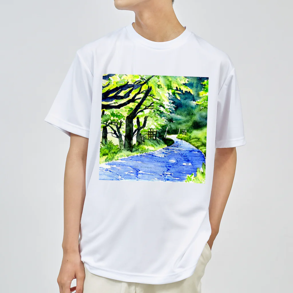 Yossy's Item Factoryの水彩画風新緑の川1 ドライTシャツ