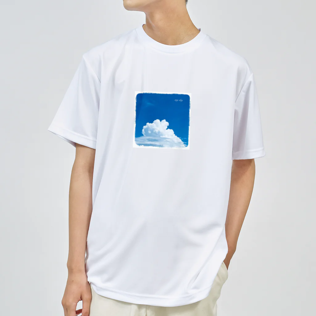 すずかけの木の夏雲 ドライTシャツ