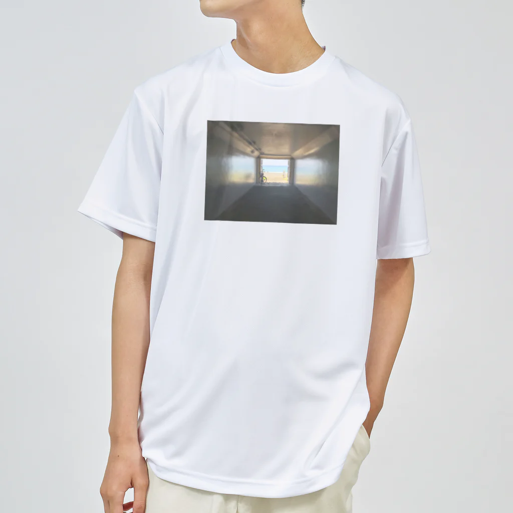 akane_art（茜音工房）の癒しの風景（海への入口） Dry T-Shirt