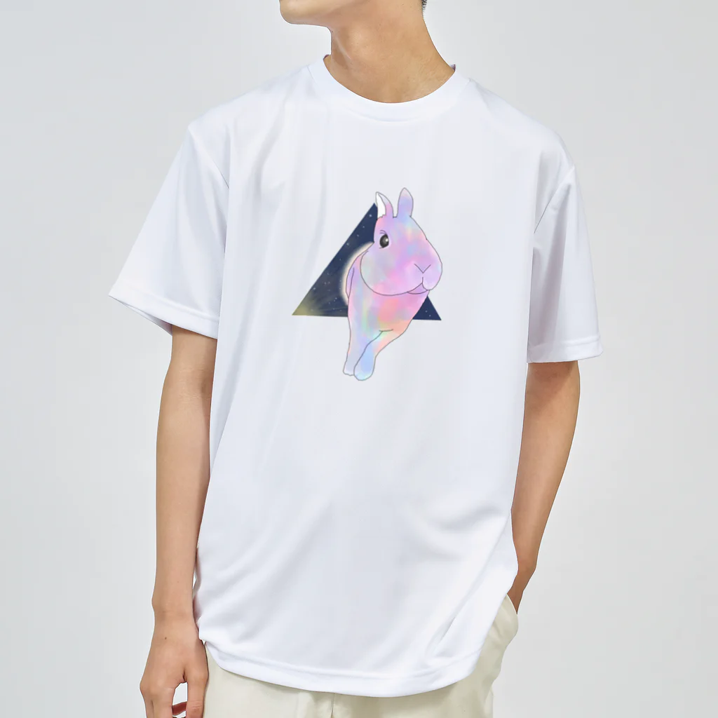 サンナナゴshopの△宇宙からとびだすうさぎ ドライTシャツ