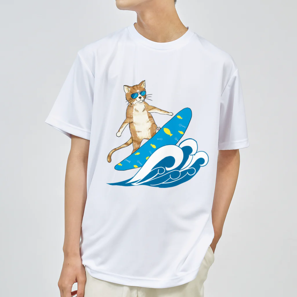 水色気分の猫のサーフィン ドライTシャツ