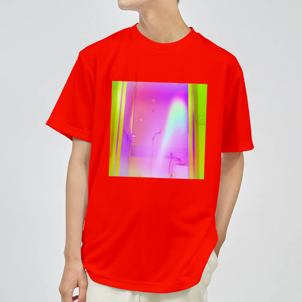 NEON LIGHT STARSの緑桃 ドライTシャツ