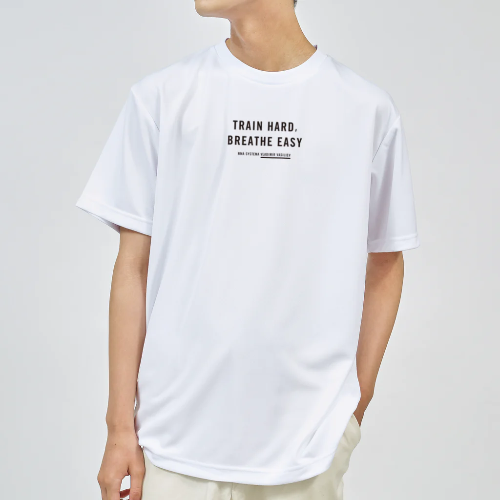 システマ東京のTRAIN HARD, BREATHE EASY ドライTシャツ