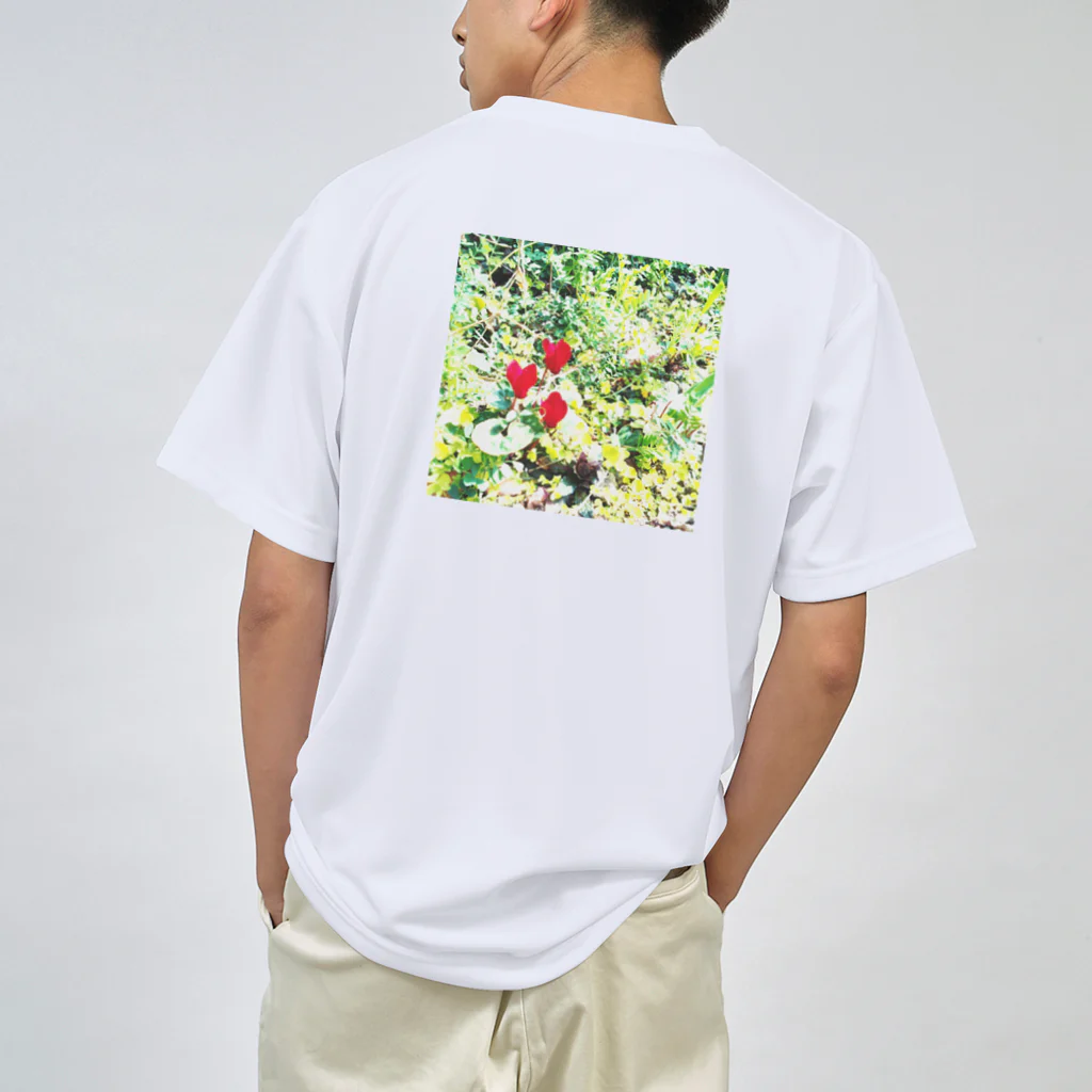 Omochichocolateのgreen,heart flowers ドライTシャツ