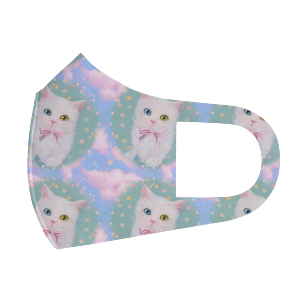 NORIMA'S SHOP のかわいいオッドアイの白い子猫と青空のイラスト Face Mask