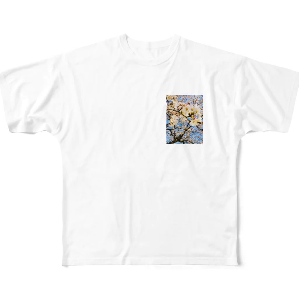 黒ヤギの桜 All-Over Print T-Shirt