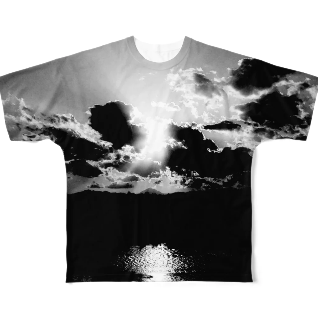  1st Shunzo's boutique の陽はまた昇る All-Over Print T-Shirt