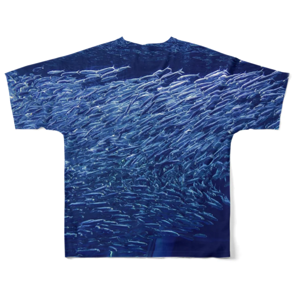 tablet  shopの魚群シャツ All-Over Print T-Shirt :back
