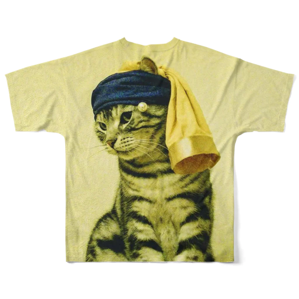 ぐうライショップの真珠の耳飾りの猫 フルグラフィックTシャツの背面