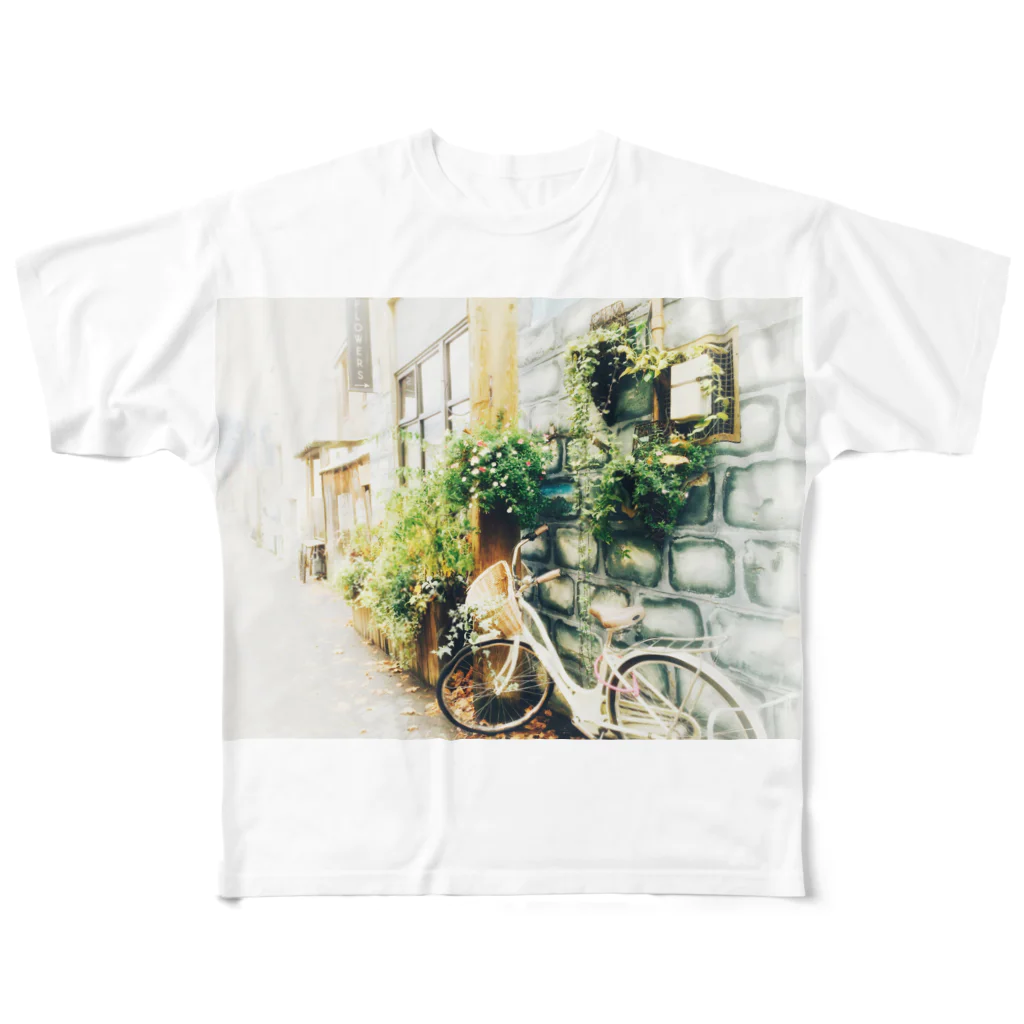 Let's Go for a Walkの白い自転車とお花屋さん All-Over Print T-Shirt