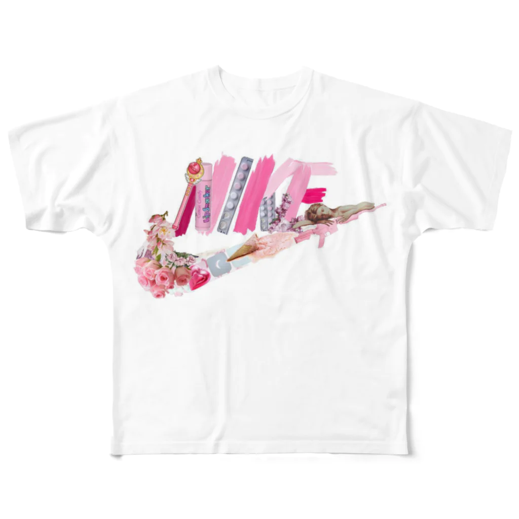 MA i KAのスポロゴ All-Over Print T-Shirt