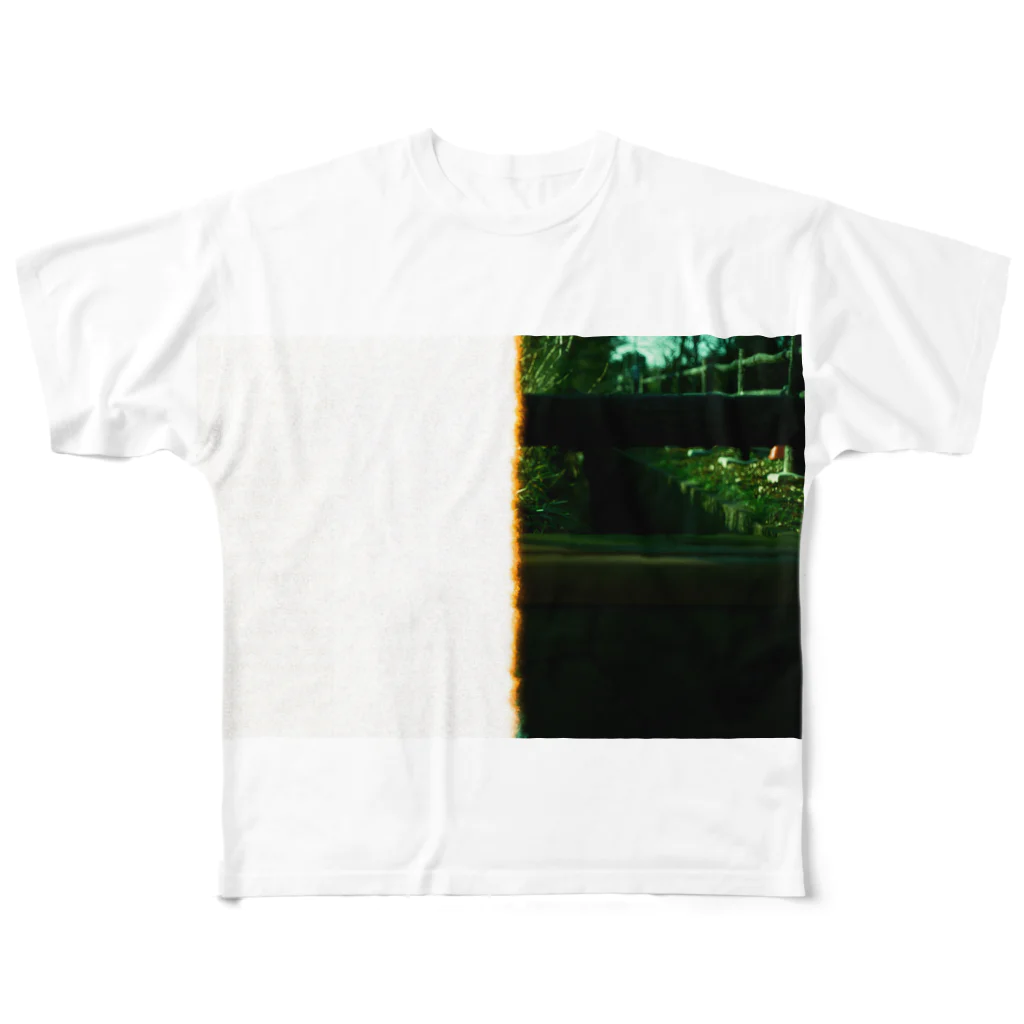 Shunsaku_Matsuokaのunreal All-Over Print T-Shirt