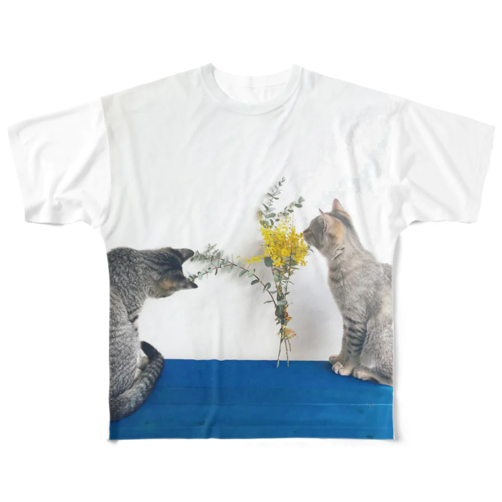 キジトラ招福堂のキジトラとミモザ フルグラフィックTシャツ