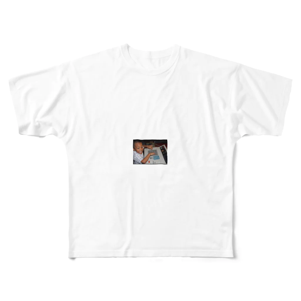 julieekush420のMPC KID フルグラフィックTシャツ