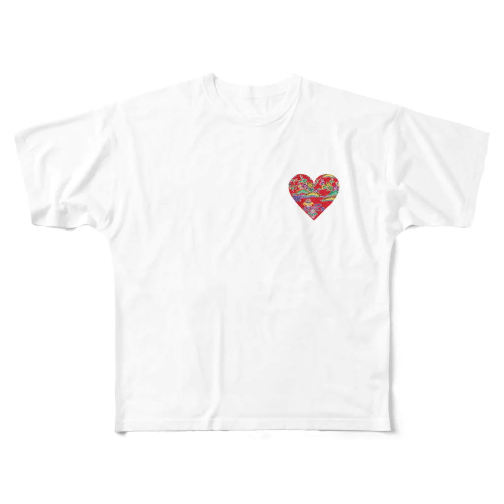 ♡Hanuru´ｓ shop♡の赤の紅型ハート All-Over Print T-Shirt