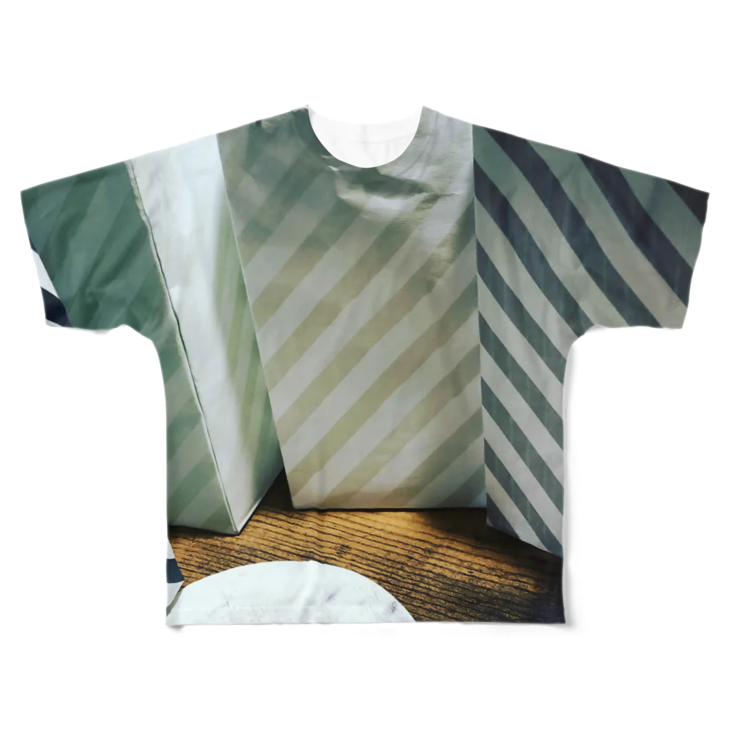 viofranme.のイケてるミドリが好き All-Over Print T-Shirt