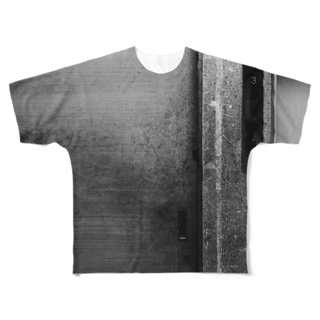 藤巻いづみのドア All-Over Print T-Shirt
