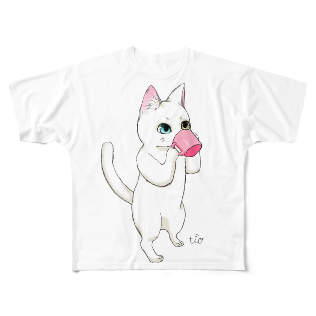 Tio Heartilのコップ猫ちゃん フルグラフィックTシャツ