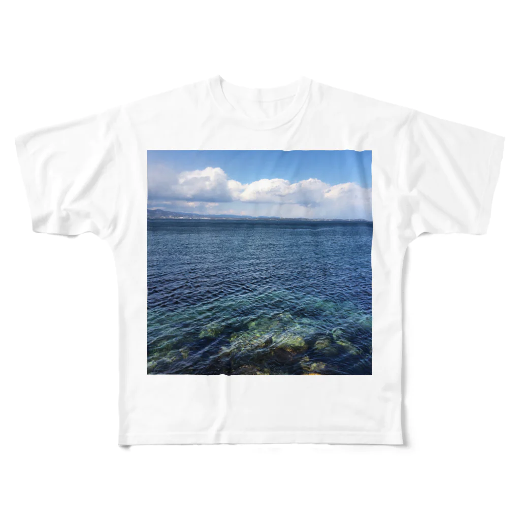 takiheyの海岸沿い All-Over Print T-Shirt