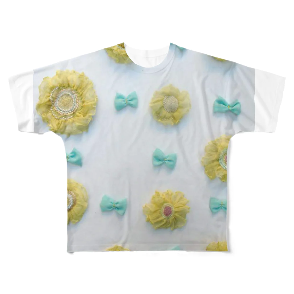 culturecutureのyellowflower textileTシャツ All-Over Print T-Shirt