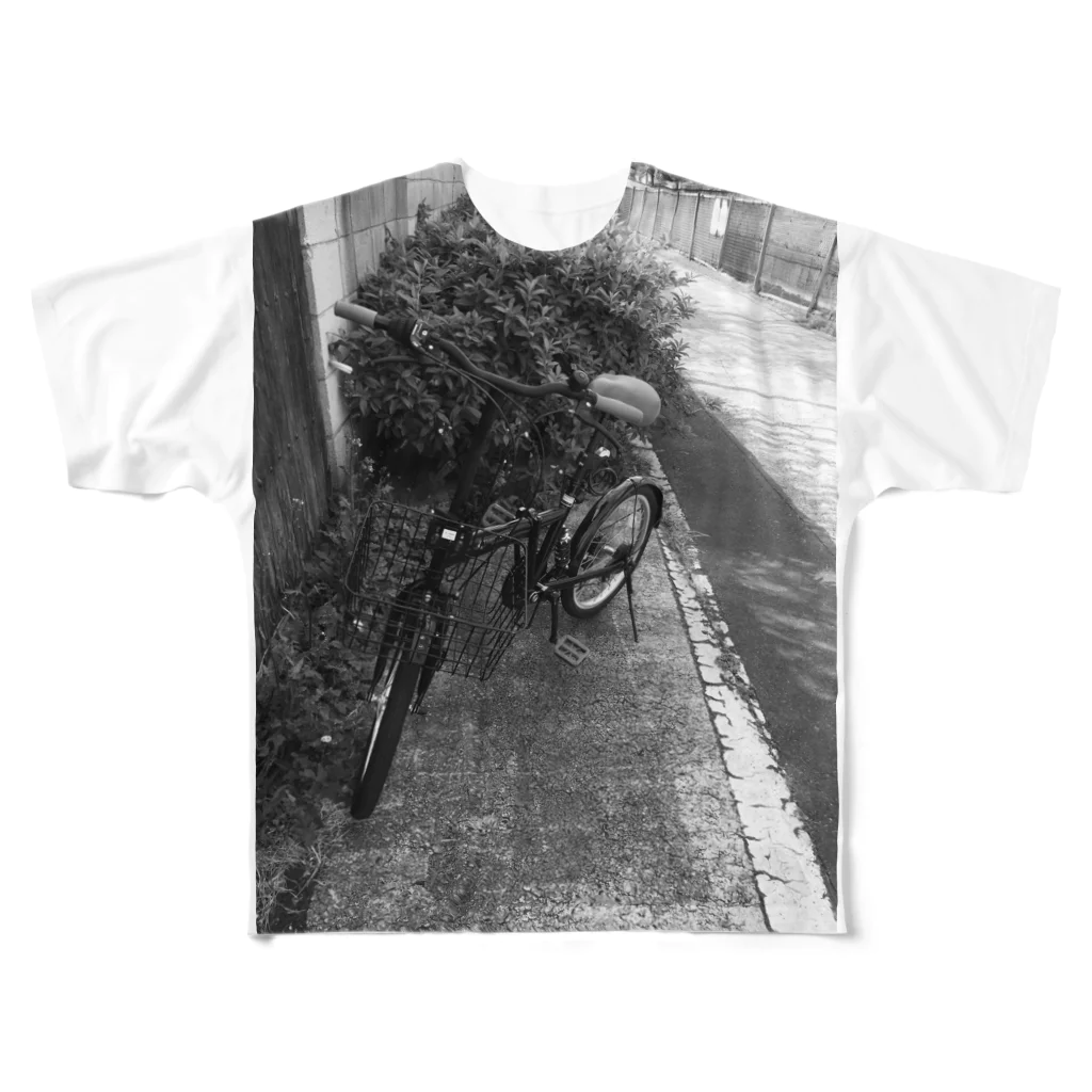 時間泥棒の路上の自転車モノクロ All-Over Print T-Shirt