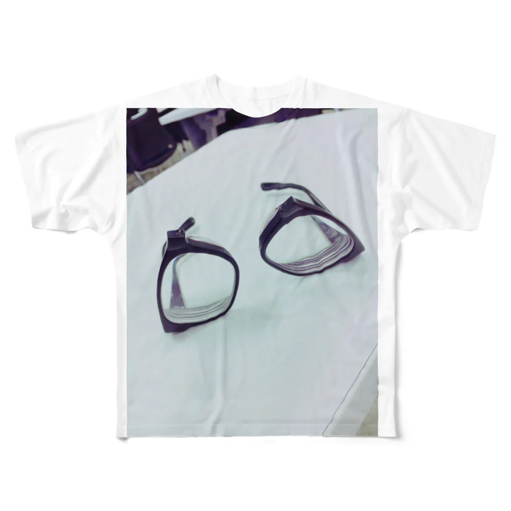 E&Y LOVEのメガネ All-Over Print T-Shirt