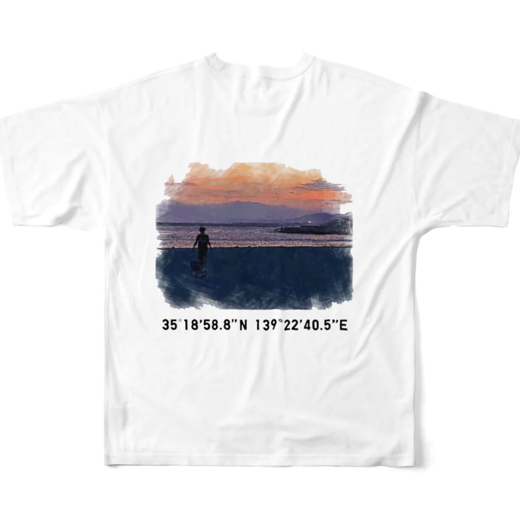 Distortion.の湘南海岸 フルグラフィックTシャツの背面